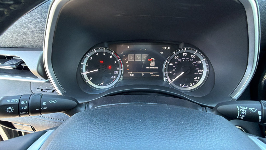 Certified 2023 Toyota Highlander XLE AWD/4WD image 21