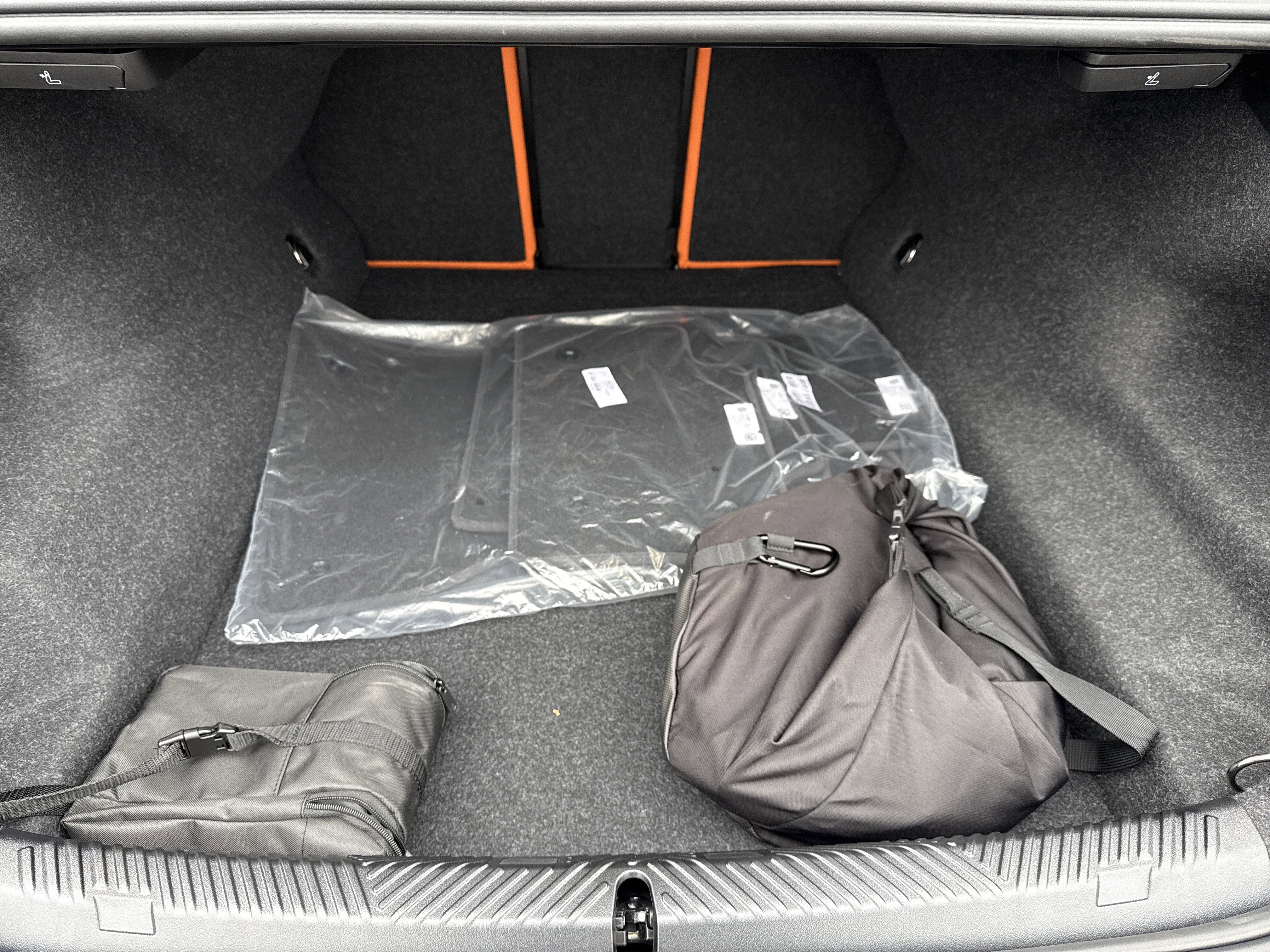 Used 2026 BMW M5 image 32