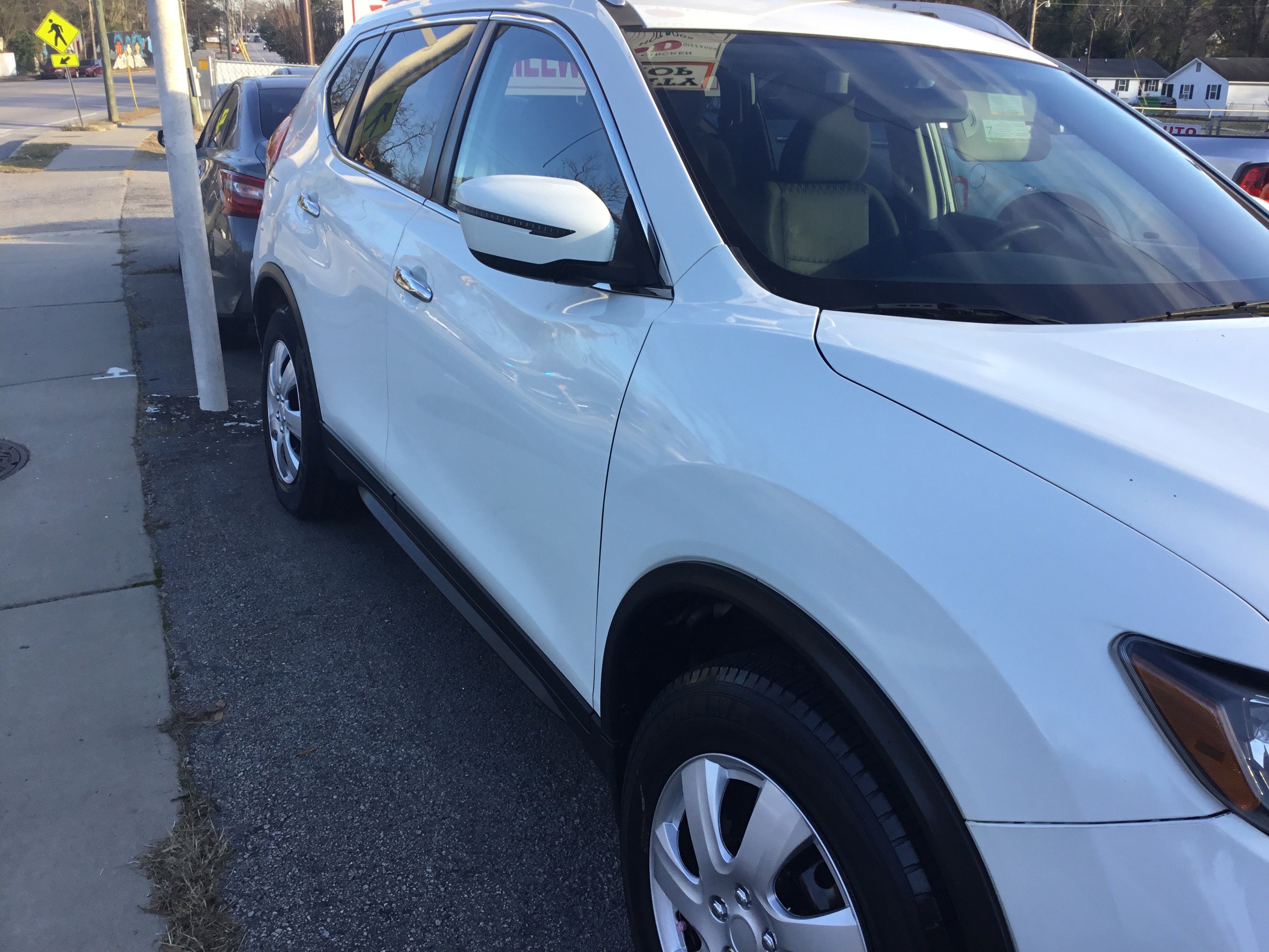 Used 2017 Nissan Rogue S w/ S Appearance Package image 3