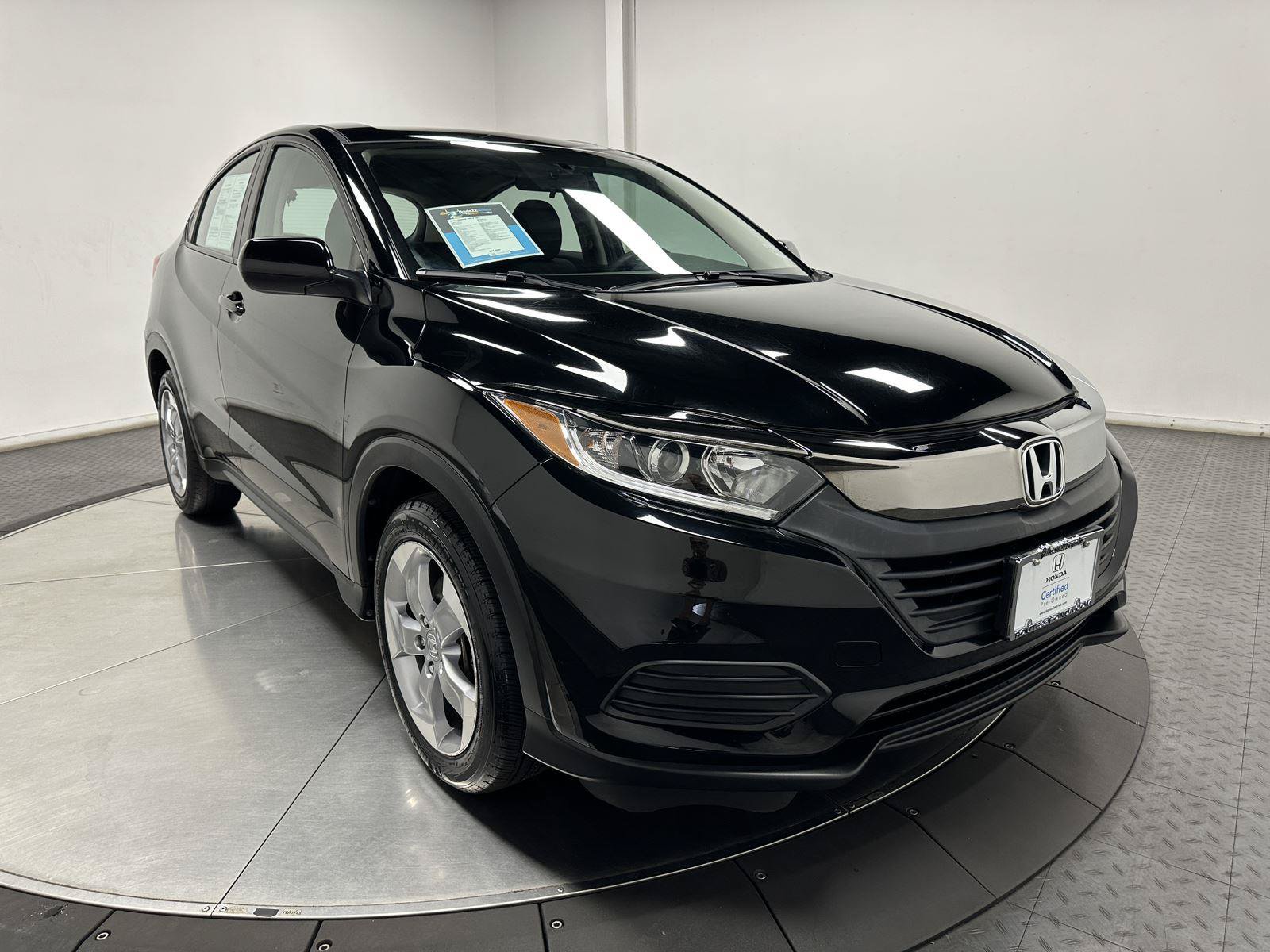 Certified 2022 Honda HR-V LX image 2