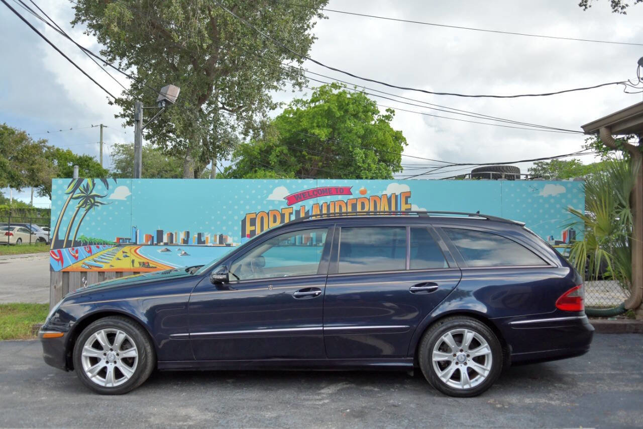 Used 2009 Mercedes-Benz E 350 4MATIC Wagon image 5