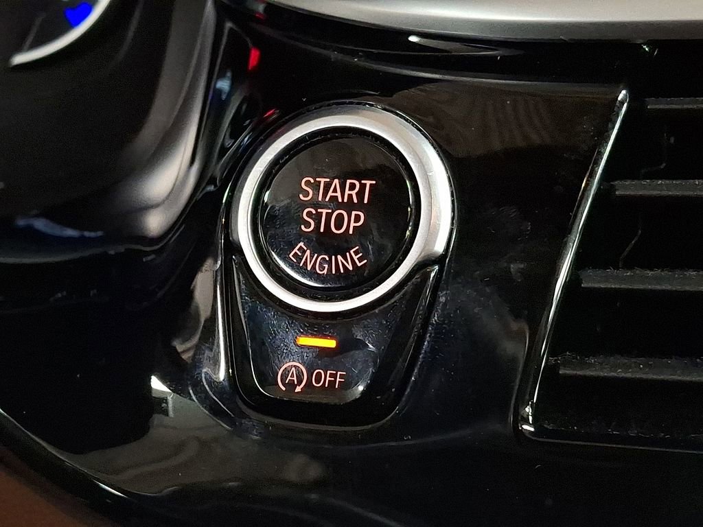 Used 2018 BMW 530i xDrive image 18