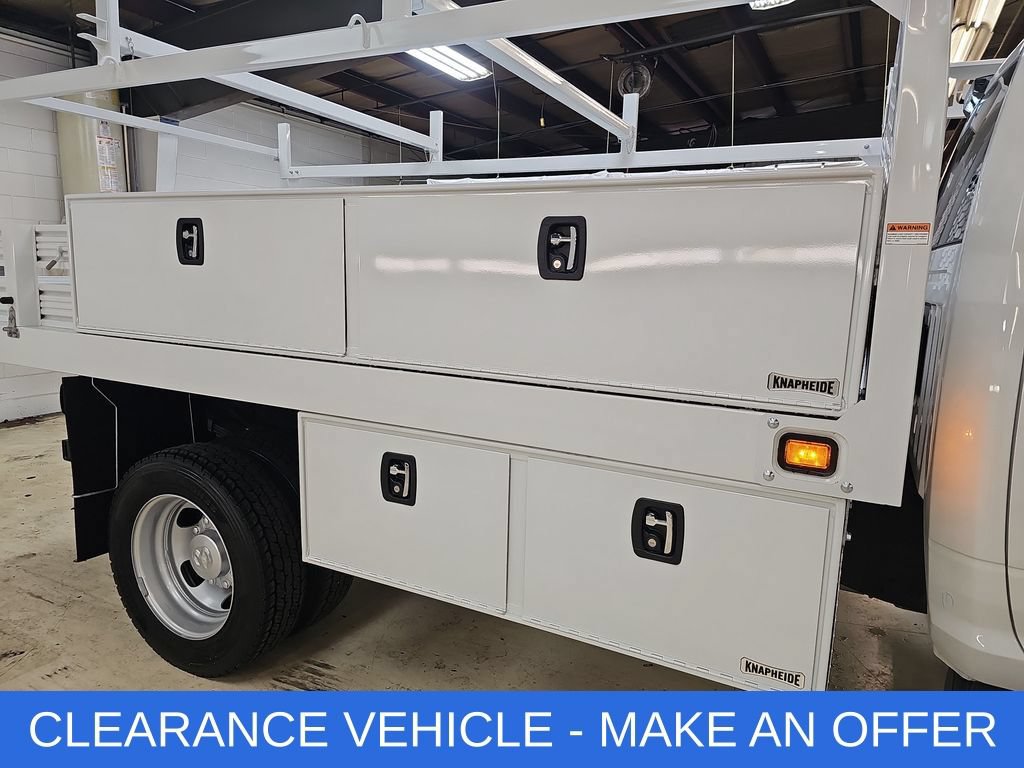 New 2026 RAM 5500 Tradesman AWD/4WD image 39