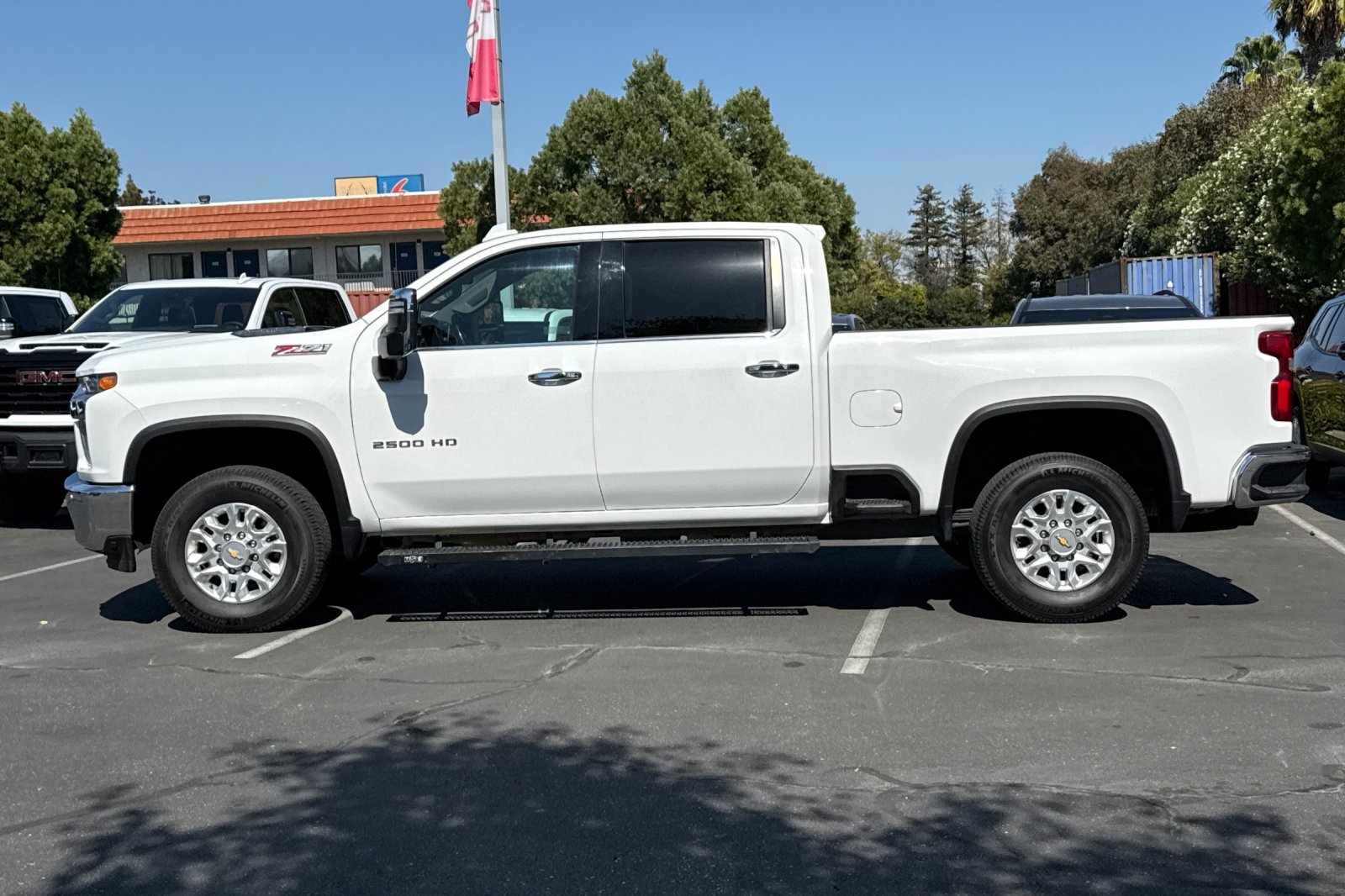 Used 2023 Chevrolet Silverado 2500 LTZ w/ LTZ Plus Package AWD/4WD image 8