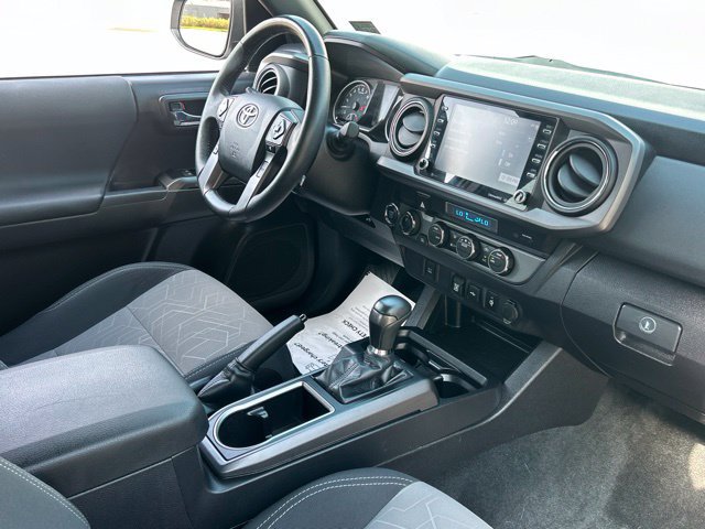 Certified 2023 Toyota Tacoma TRD Off-Road AWD/4WD image 28