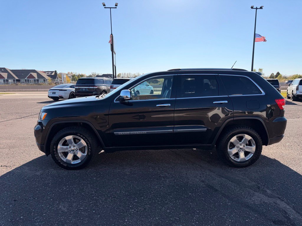 Used 2013 Jeep Grand Cherokee Limited AWD/4WD image 9