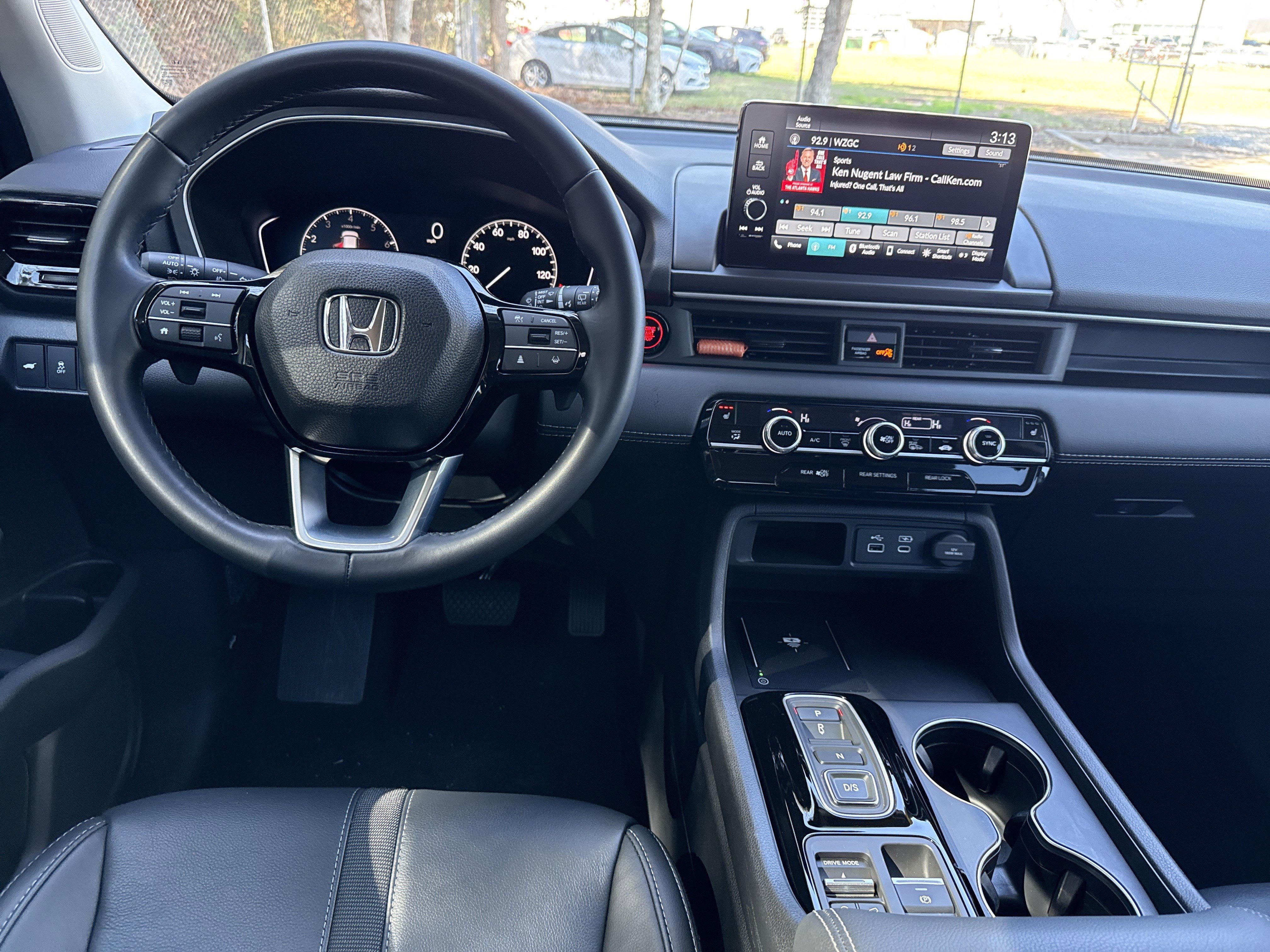 Used 2025 Honda Pilot EX-L image 23