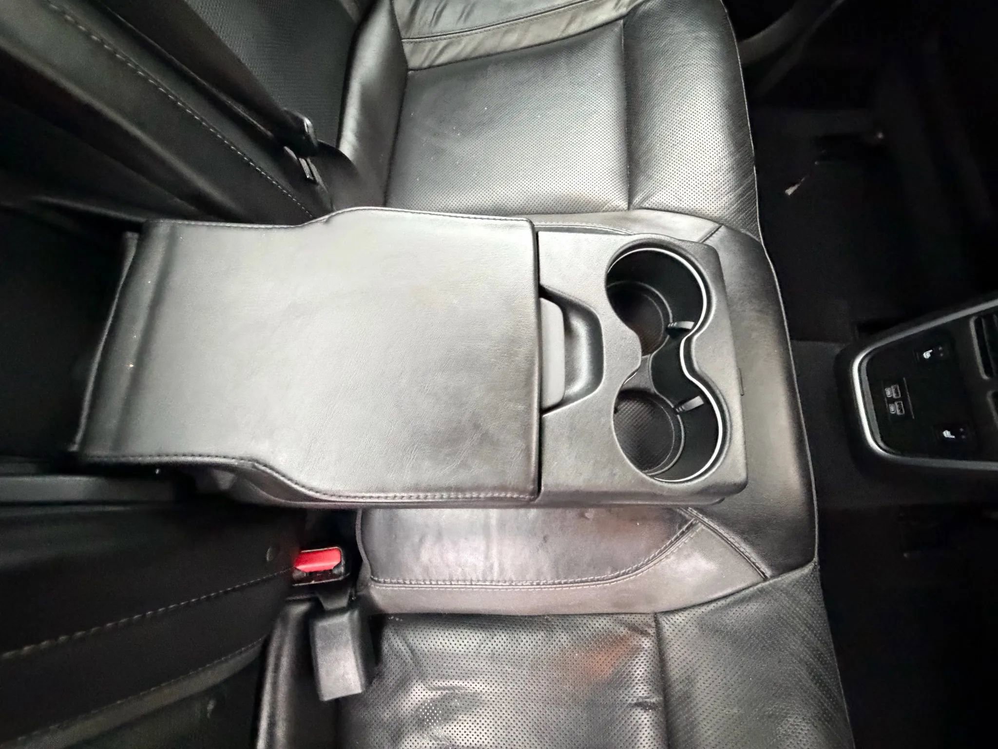 Used 2022 Dodge Charger SXT w/ Leather Interior Group image 38