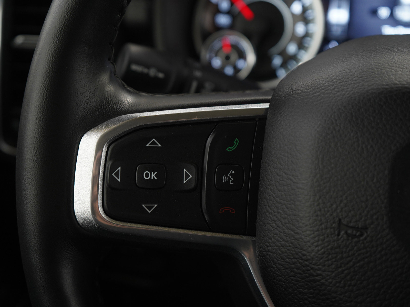 Used 2019 RAM 1500 Laramie w/ Trailer Tow Group image 24