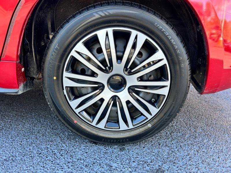 Used 2010 Pontiac Vibe w/ Preferred Package image 18