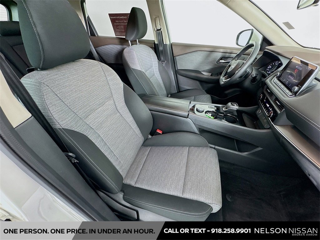 Certified 2023 Nissan Rogue SV image 26
