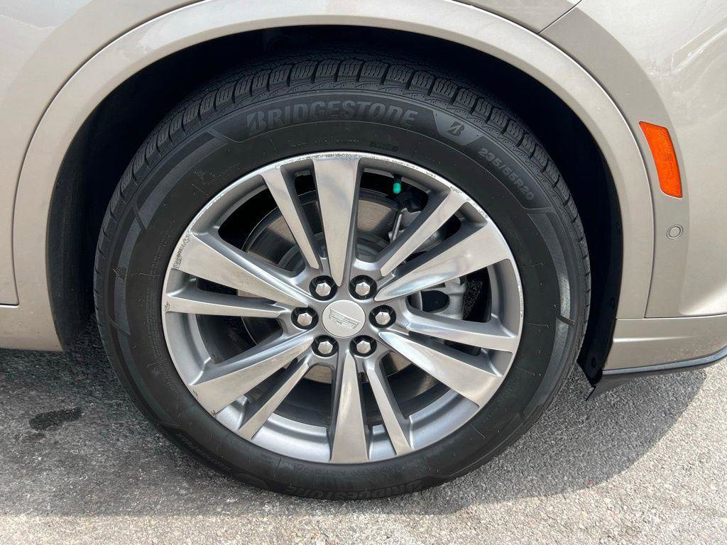 Used 2022 Cadillac XT6 Premium Luxury w/ Platinum Package image 6