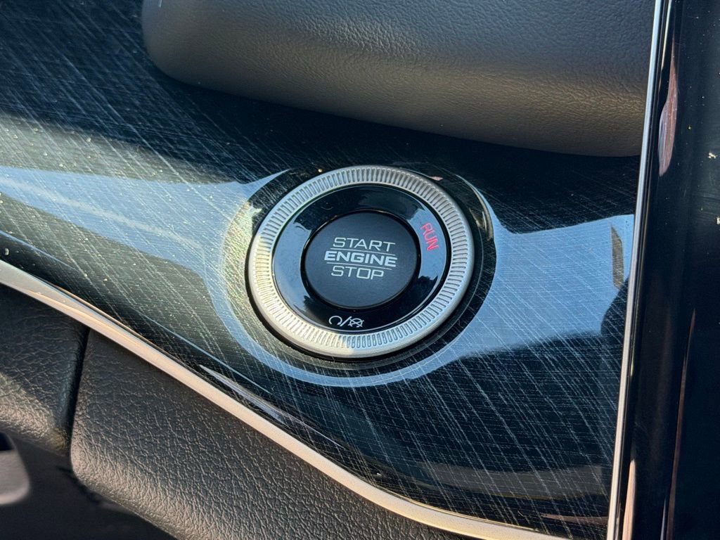 Used 2023 Jeep Grand Cherokee Trailhawk w/ Luxury Tech Group III image 26