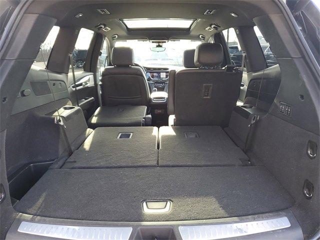 Used 2022 Cadillac XT6 Premium Luxury w/ Technology Package image 8