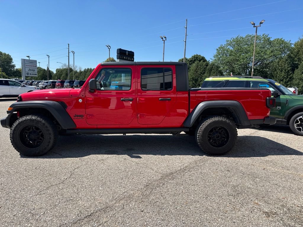 Used 2020 Jeep Gladiator Sport w/ Quick Order Package 24S AWD/4WD image 4