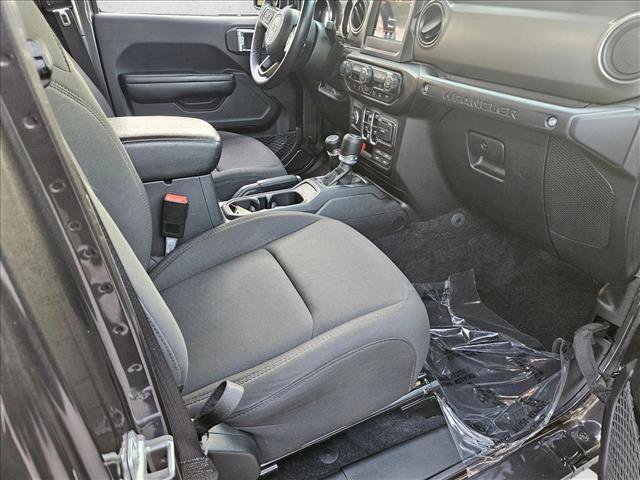 Used 2021 Jeep Wrangler Unlimited Sport image 19
