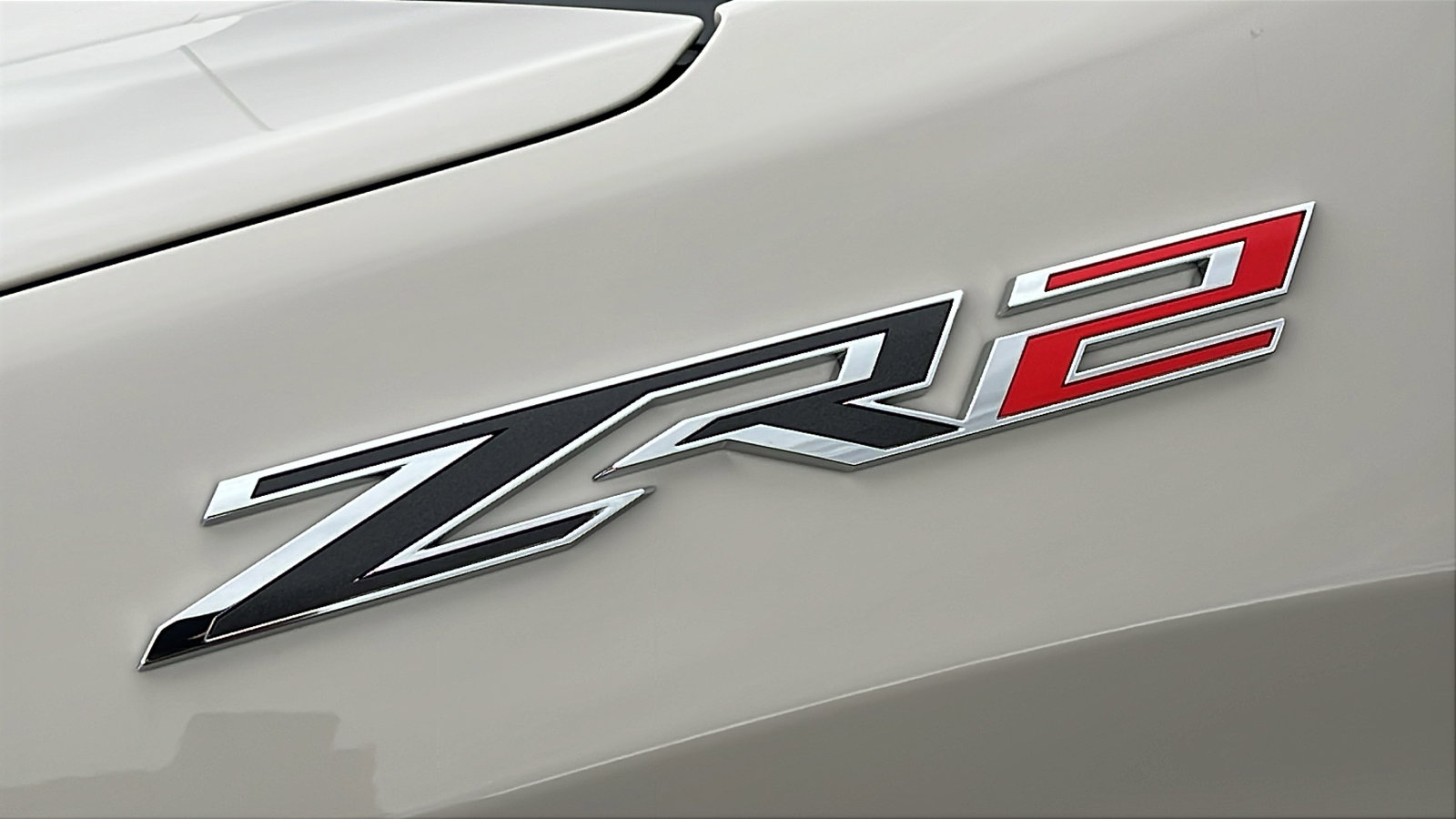 New 2026 Chevrolet Silverado 1500 ZR2 image 14