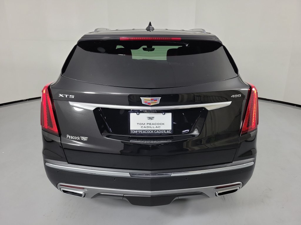 Used 2026 Cadillac XT5 Premium Luxury w/ Driver Assist Package FWD image 5