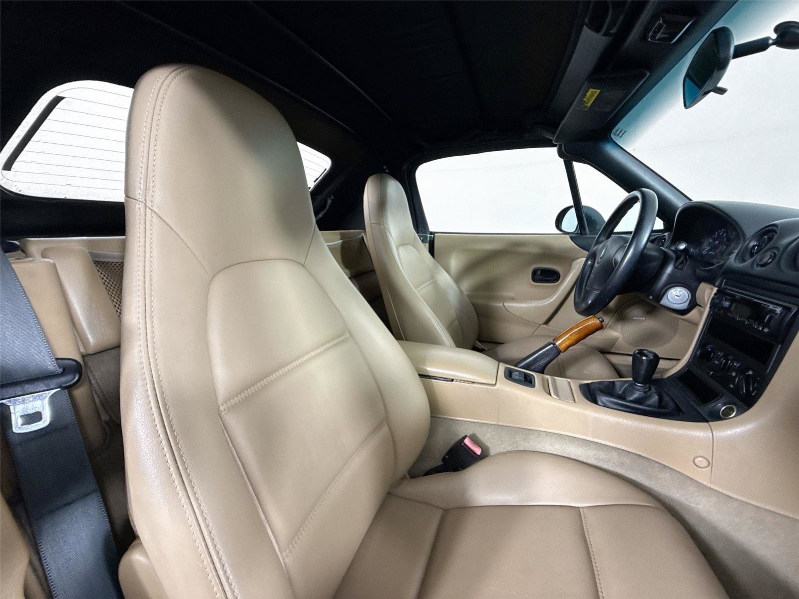 Used 1999 MAZDA MX-5 Miata RWD image 36