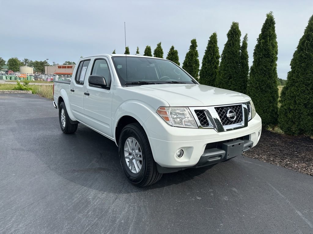 Used 2016 Nissan Frontier SV w/ SV Value Truck Package RWD image 2
