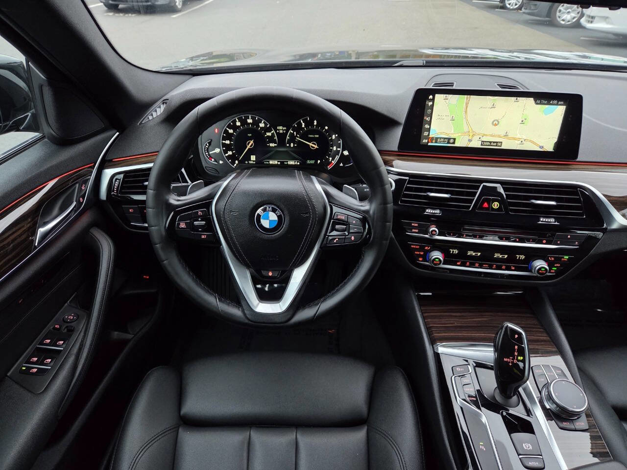 Used 2018 BMW 530i xDrive 530i xDrive AWD 4dr Sedan image 13