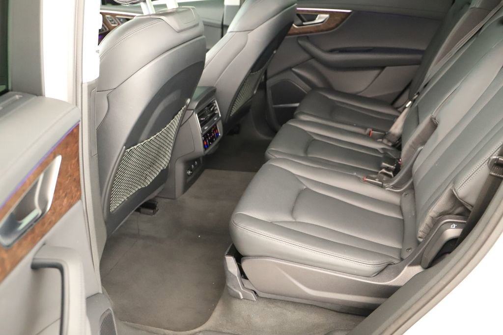Certified 2023 Audi Q7 3.0T Prestige AWD/4WD image 31