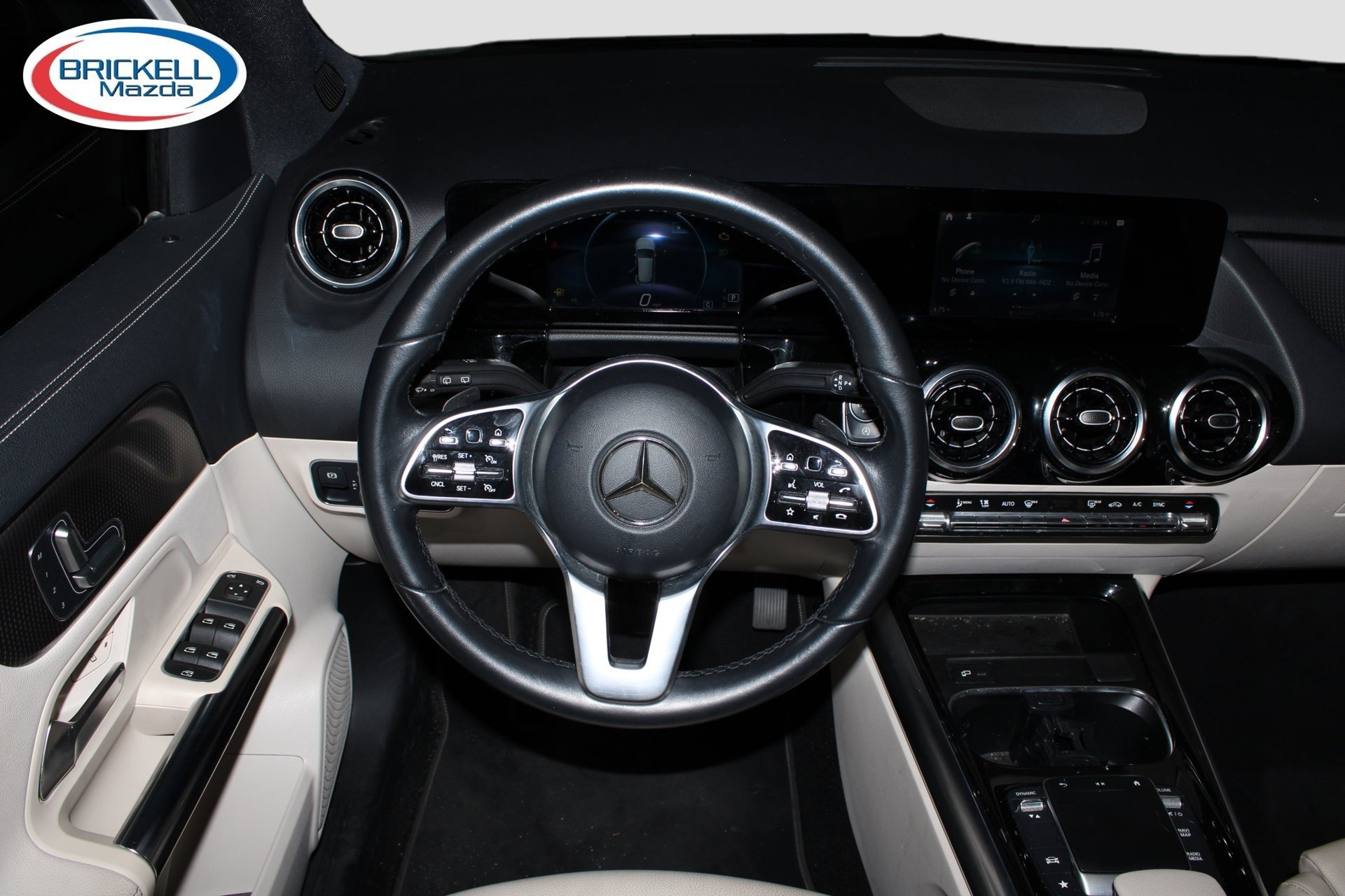 Used 2021 Mercedes-Benz GLA 250 image 16