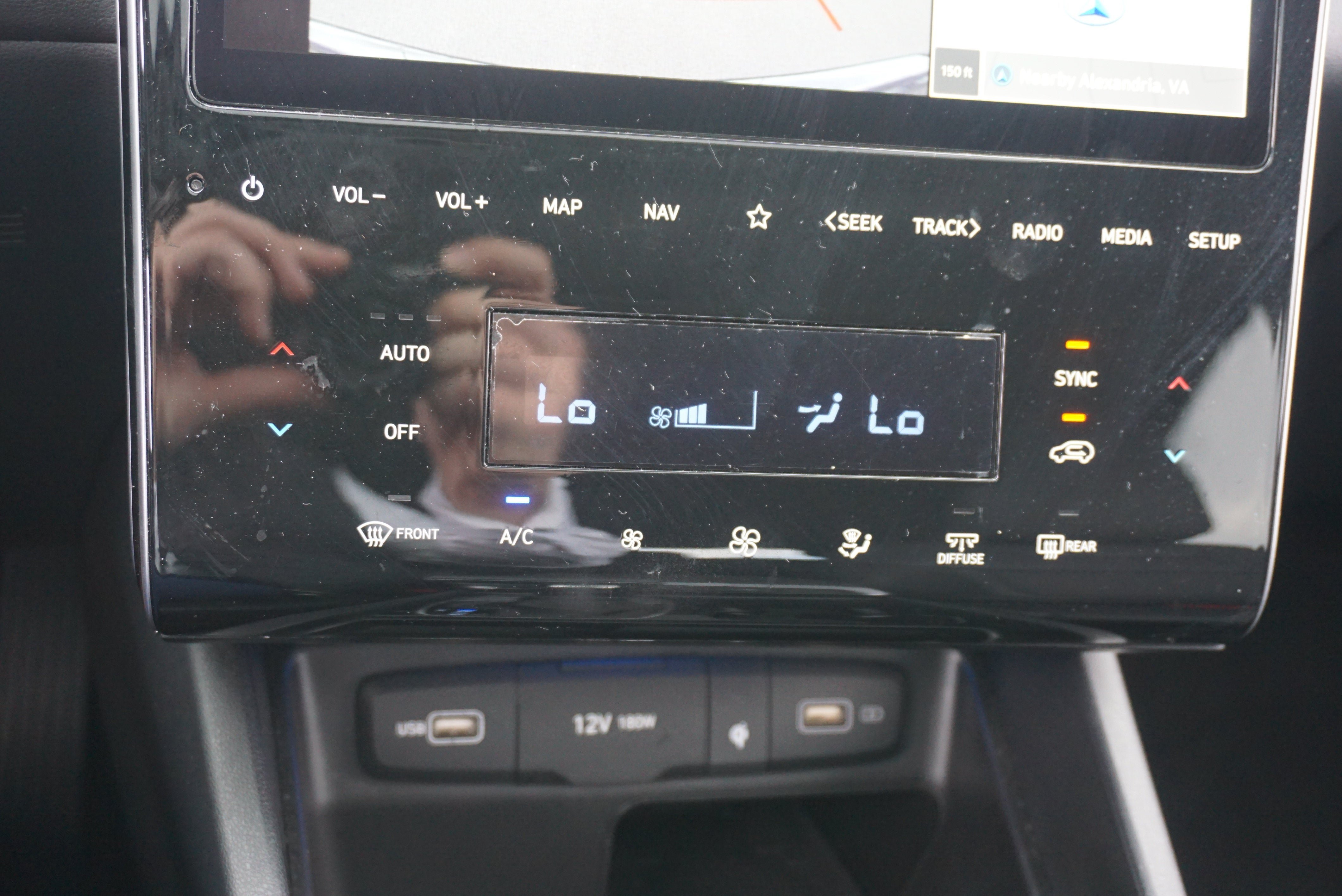 Used 2024 Hyundai Tucson SEL w/ Convenience Package AWD/4WD image 14