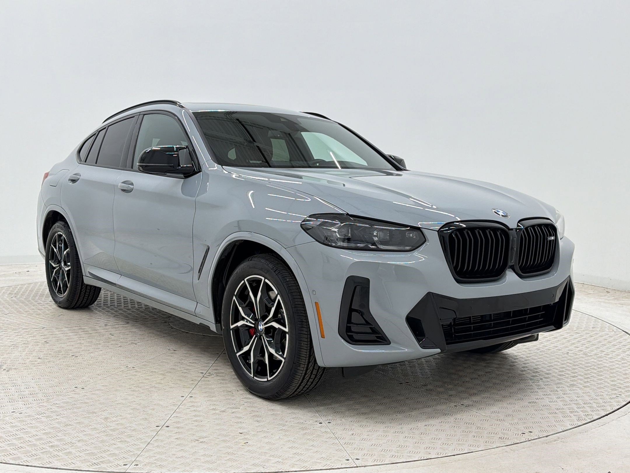 Certified 2023 BMW X4 M40i w/ Premium Package image 7