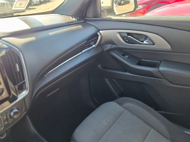 Used 2023 Chevrolet Traverse LT image 33
