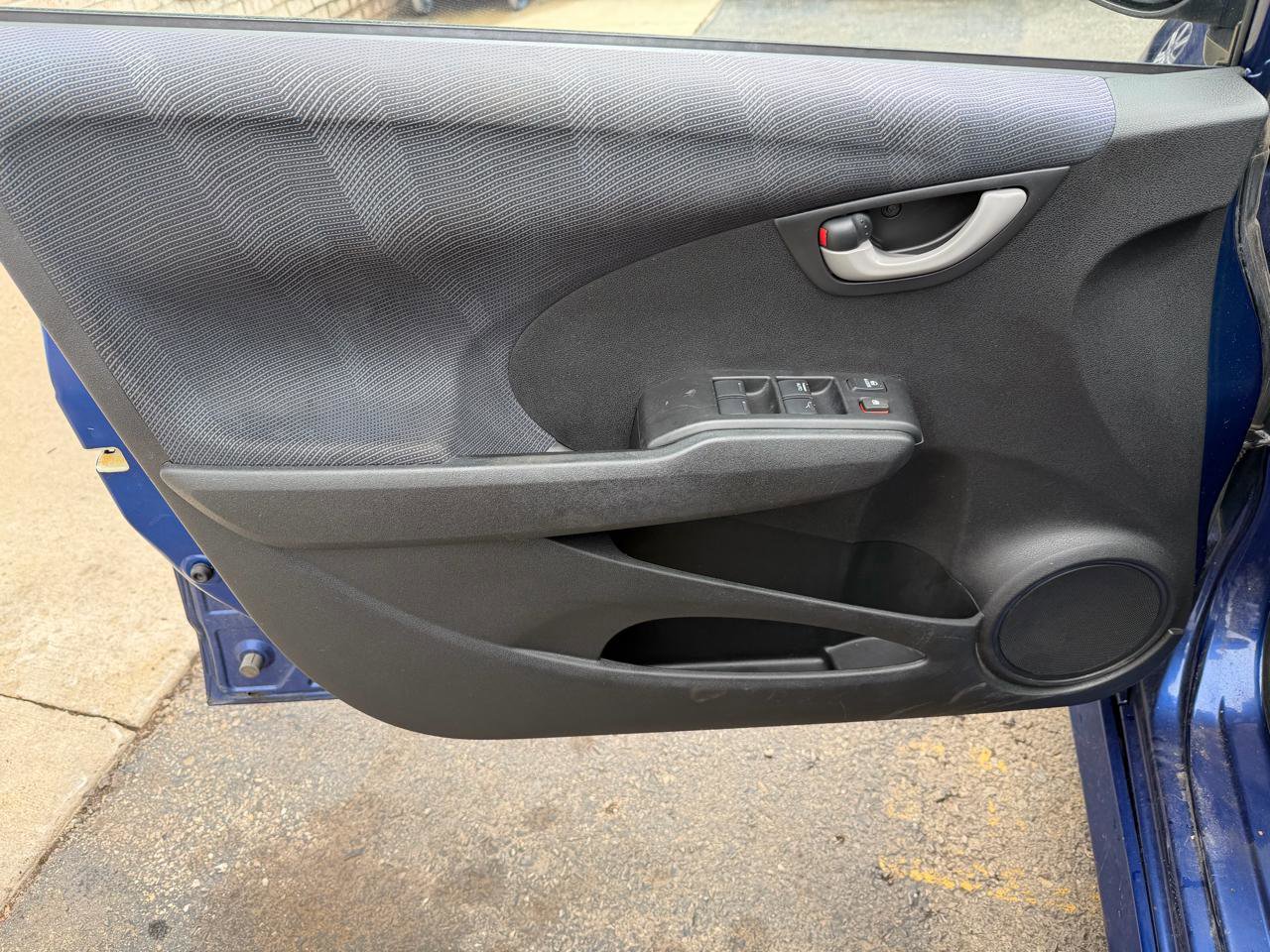 Used 2011 Honda Fit Sport image 12