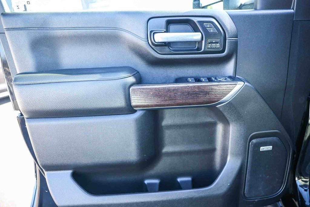 Used 2022 GMC Sierra 3500 Denali w/ Denali Ultimate Package image 30