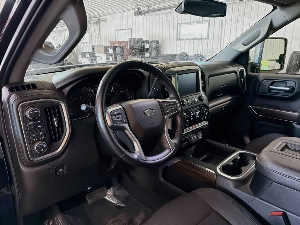 Used 2020 Chevrolet Silverado 1500 RST w/ True North Edition AWD/4WD image 8