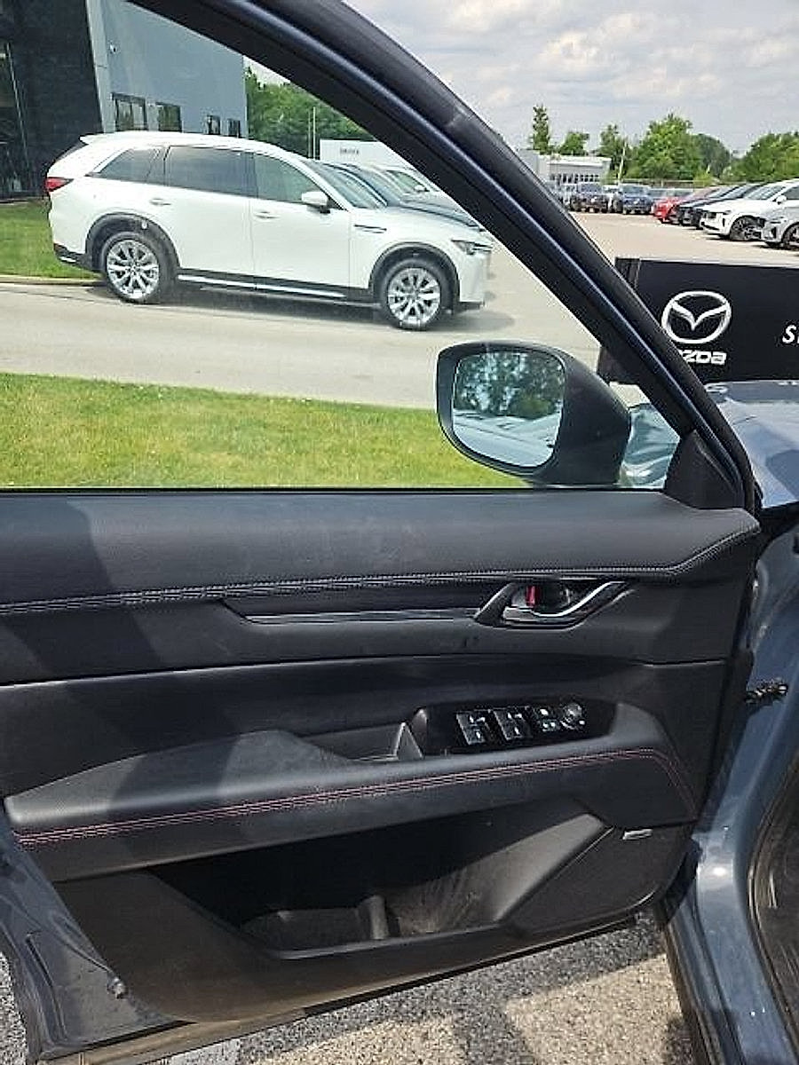 Used 2023 MAZDA CX-5 Carbon Edition AWD/4WD image 11