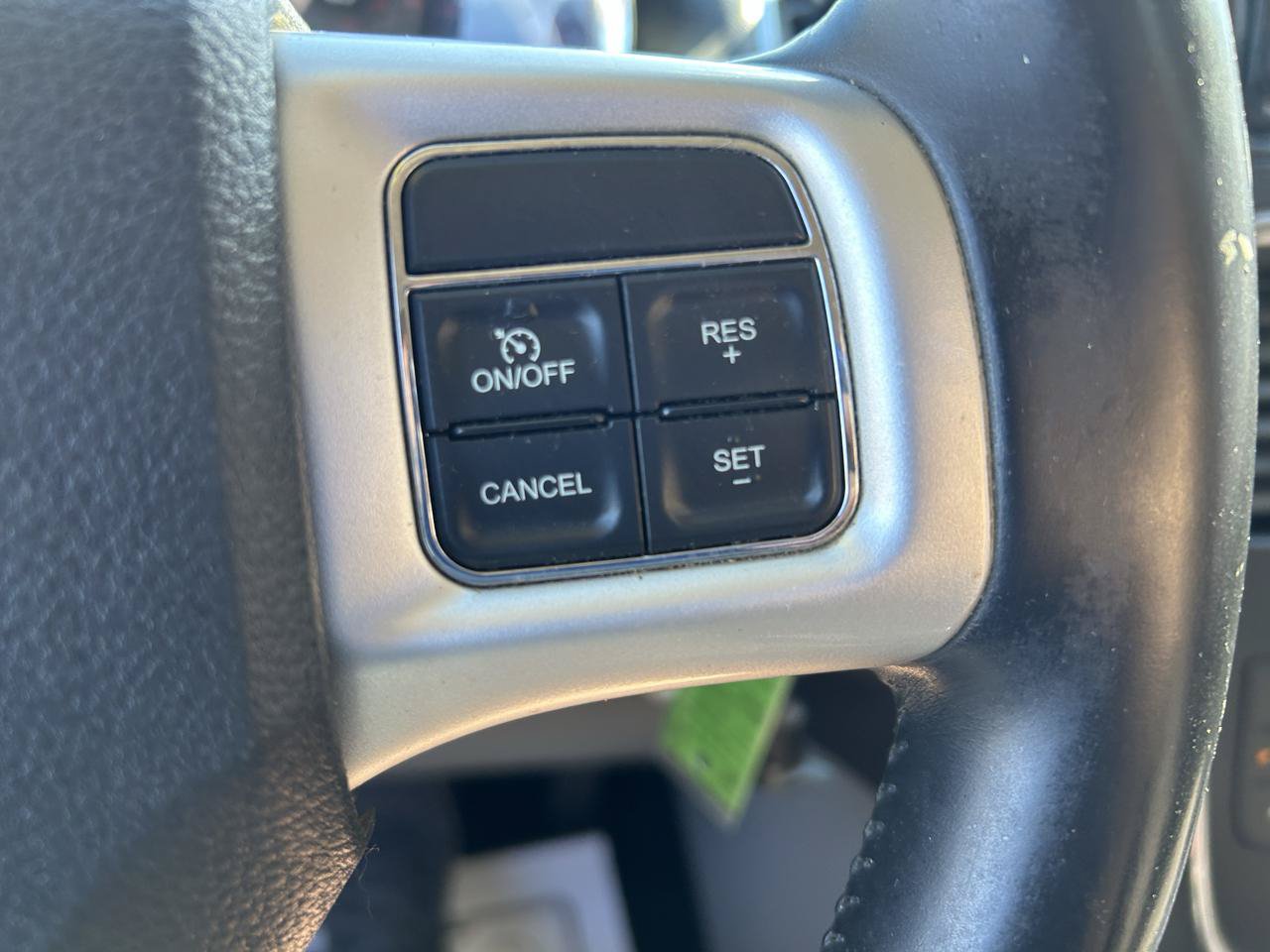 Used 2018 Dodge Grand Caravan SE w/ Rear Park Assist Package FWD image 18