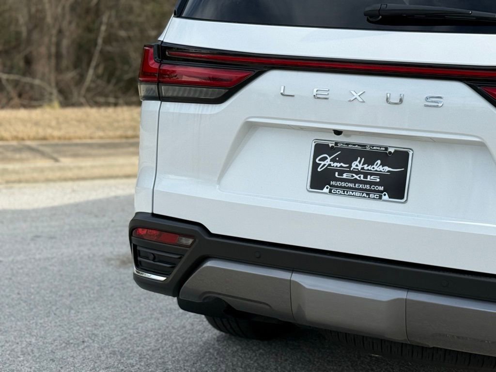 New 2026 Lexus LX 700h Luxury image 15