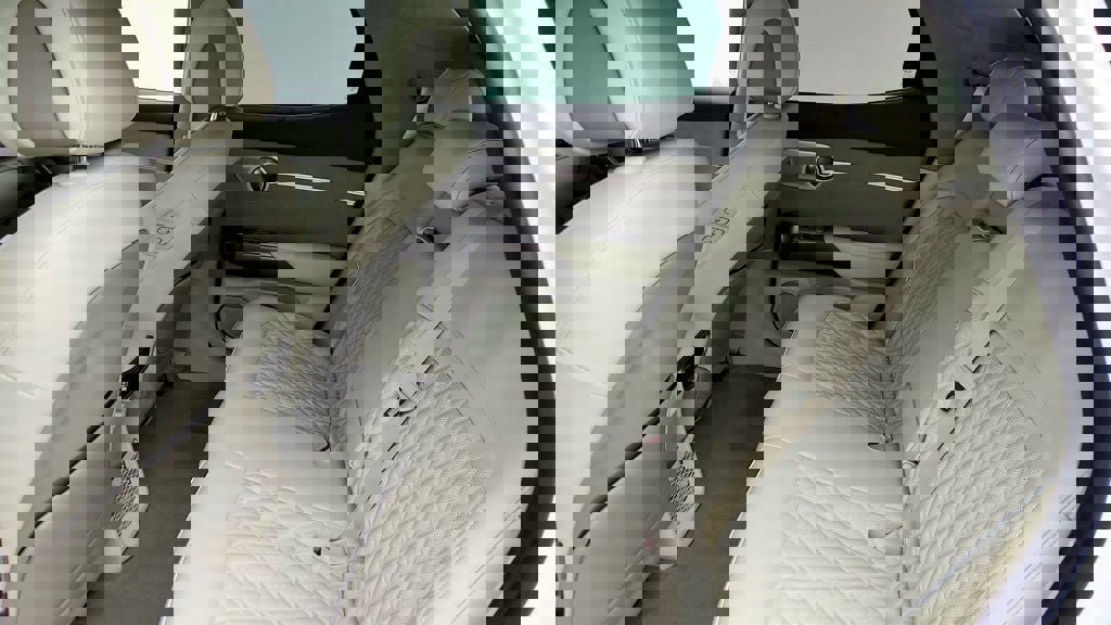 Used 2025 Genesis GV60 Performance image 22