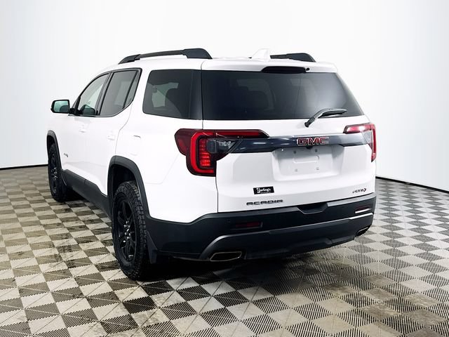 Used 2023 GMC Acadia AT4 w/ Technology Package AWD/4WD image 5