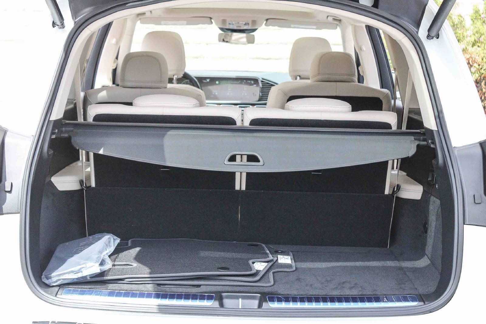 New 2026 Mercedes-Benz GLS 450 4MATIC image 27