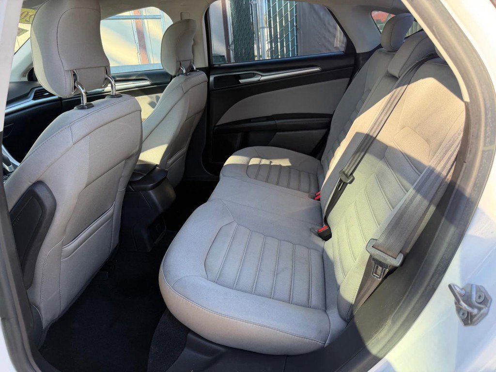 Used 2014 Ford Fusion S image 39