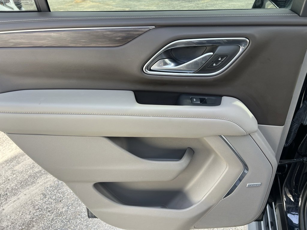 Used 2023 Chevrolet Tahoe LT w/ LT Signature Plus Package image 16