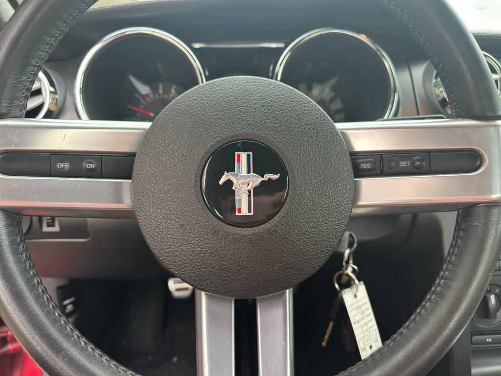 Used 2007 Ford Mustang GT RWD image 4