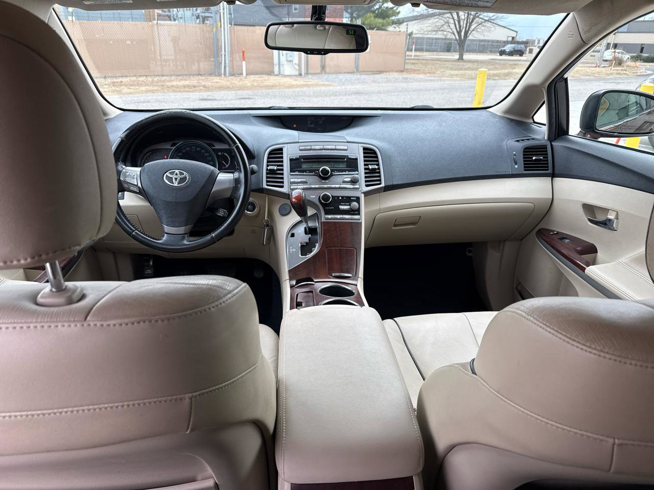 Used 2009 Toyota Venza image 25