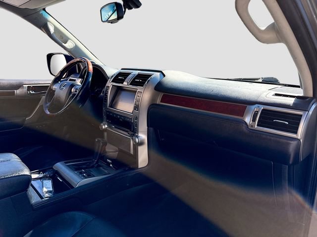 Used 2010 Lexus GX 460 image 31