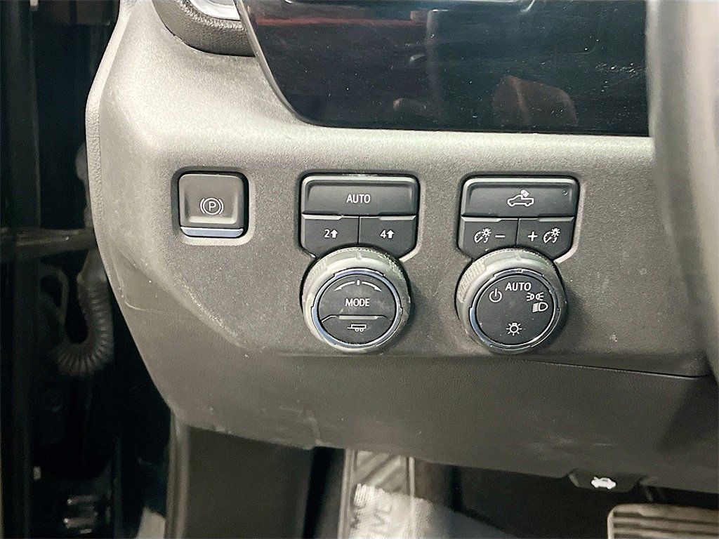 Used 2023 Chevrolet Silverado 1500 LT image 10