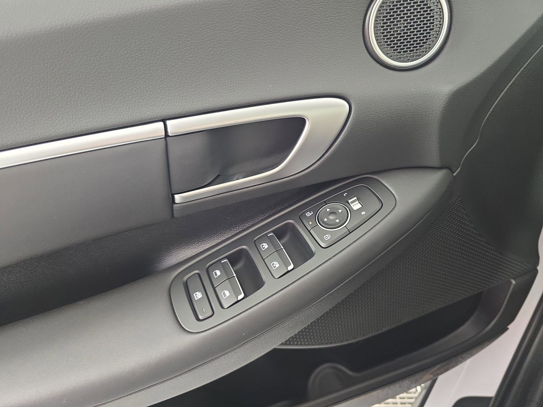 New 2025 Hyundai Sonata SEL image 20