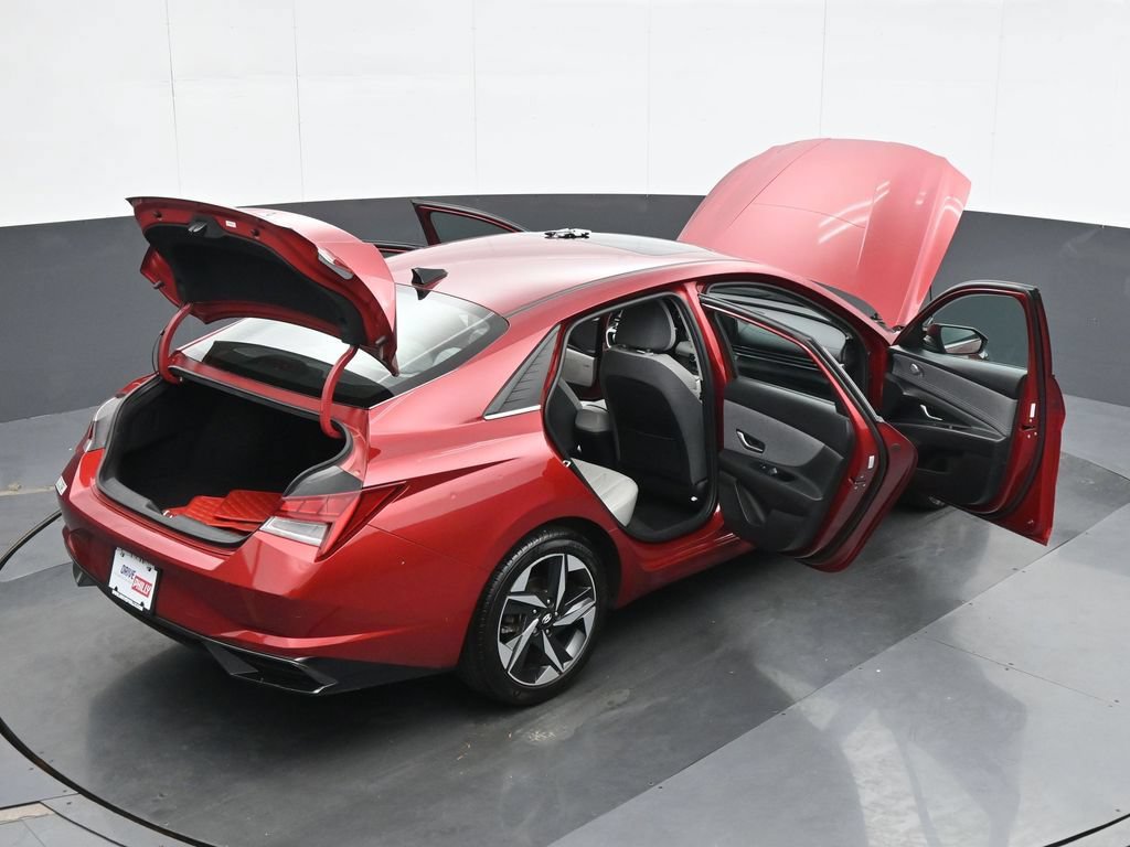Used 2023 Hyundai Elantra Limited FWD image 40