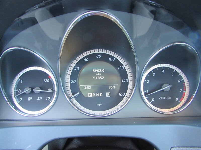 Used 2011 Mercedes-Benz C 300 Sedan image 12