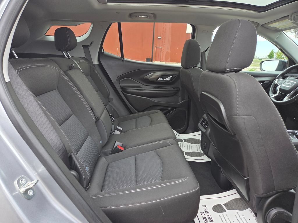 Used 2023 GMC Terrain SLE w/ Driver Convenience Package AWD/4WD image 45