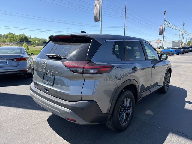 Used 2023 Nissan Rogue S FWD image 4
